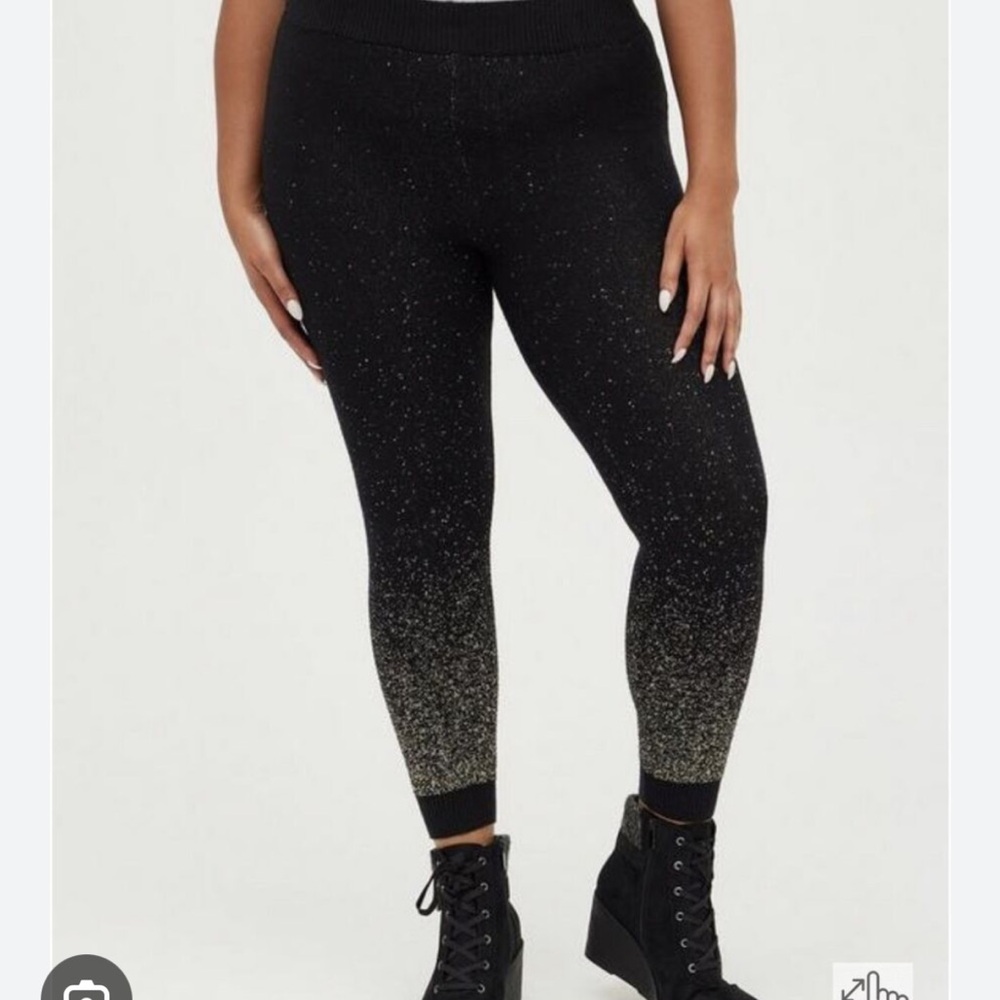 TORRID gold sparkle and black sweater knit leggings pants, 2X.